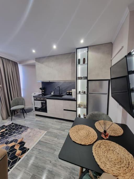 Comfort Apartment Tirane מראה חיצוני תמונה